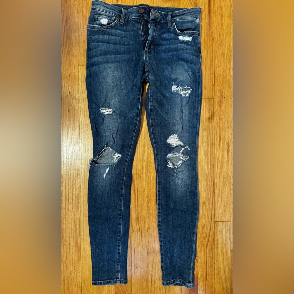 Joes jeans, skinny distressed